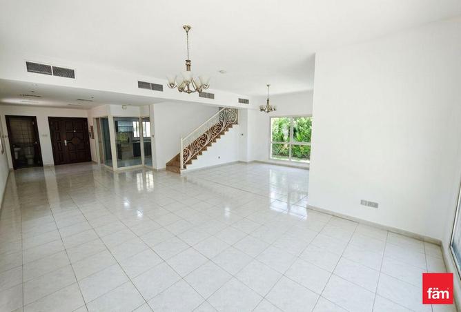 99122457 - Property Image 3