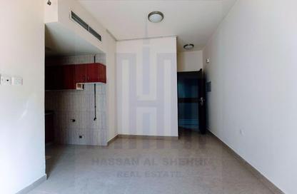 Apartment - Studio - 1 for rent in Fire Station Road - Muwaileh - Sharjah Apartment - Studio - 1 for rent in Fire Station Road - Muwaileh - Sharjah