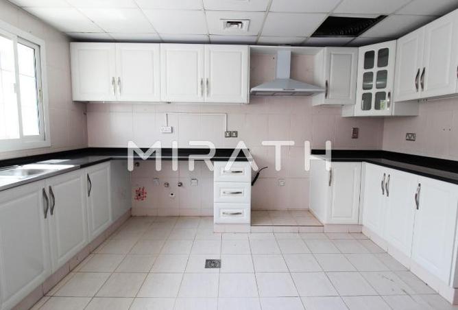 97399079 - Property Image 3