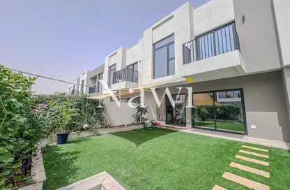 Villa - 3 Bedrooms - 3 Bathrooms for rent in Greenviews 2 - EMAAR South - Dubai South (Dubai World Central) - Dubai