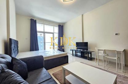 Apartment - Studio - 1 Bathroom for rent in Royal Residence 2 - Royal Residence - Dubai Sports City - Dubai