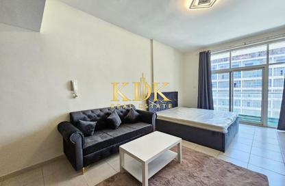Apartment - Studio - 1 Bathroom for rent in Royal Residence 2 - Royal Residence - Dubai Sports City - Dubai