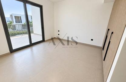Townhouse - 3 - 4 for rent in Aura Gardens - Tilal Al Ghaf - Dubai