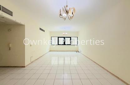 Apartment - 2 Bedrooms - 3 Bathrooms for rent in Wahat Al Nakheel - Al Mankhool - Bur Dubai - Dubai