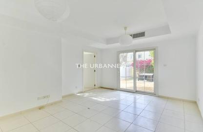 Villa - 2 Bedrooms - 3 Bathrooms for rent in Springs 14 - The Springs - Dubai Villa - 2 Bedrooms - 3 Bathrooms for rent in Springs 14 - The Springs - Dubai
