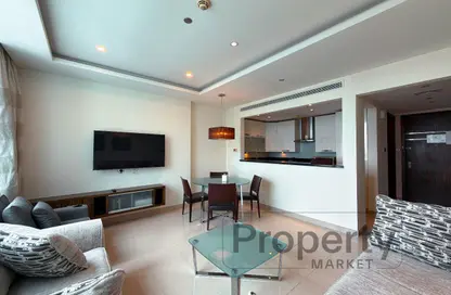 Apartment - 1 Bedroom - 2 Bathrooms for rent in Bonnington Tower - JLT Cluster J - Jumeirah Lake Towers - Dubai