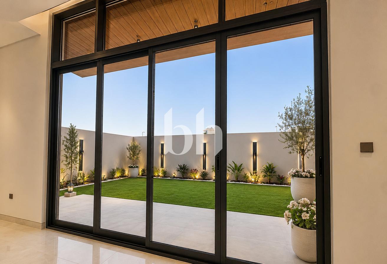 Custom Built Villa | Premium Finishes | Brand New photo 9