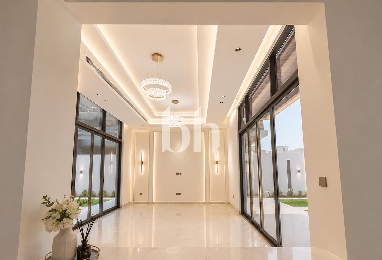 Custom Built Villa | Premium Finishes | Brand New photo 15