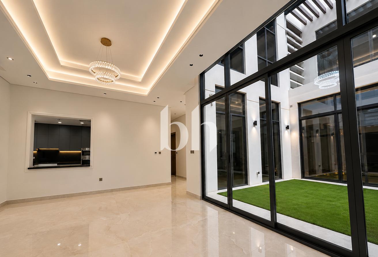 Custom Built Villa | Premium Finishes | Brand New photo 6