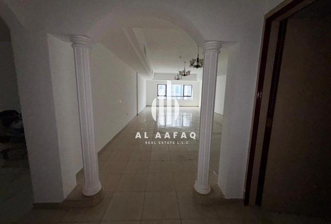 81925258 - صورة العقار 3