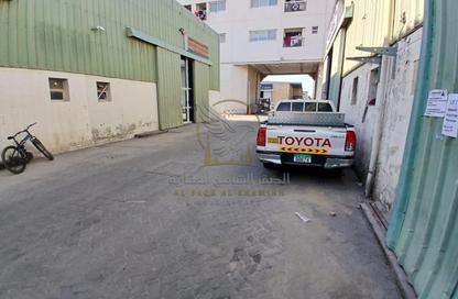 Warehouse - Studio - 1 for rent in Toufiq K - Industrial Area 15 - Sharjah Industrial Area - Sharjah