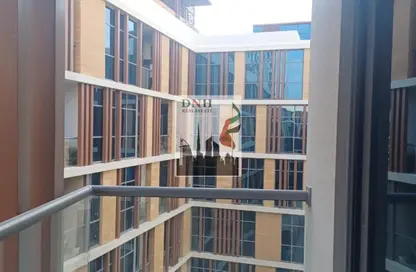 Apartment - 1 Bedroom - 2 Bathrooms for rent in Dubai Wharf Tower 2 - Dubai Wharf - Al Jaddaf - Dubai