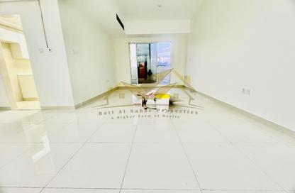 Apartment - 2 Bedrooms - 3 Bathrooms for rent in Jumeirah Garden City - Al Satwa - Dubai
