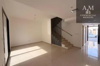 فيلا - 2 غرف نوم - 4 حمامات للايجار في مساكن نسمه - ّالطي - الشارقة