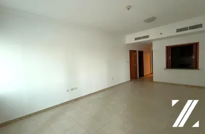 Apartment - 1 Bedroom - 2 Bathrooms for rent in MAG 218 - Dubai Marina - Dubai