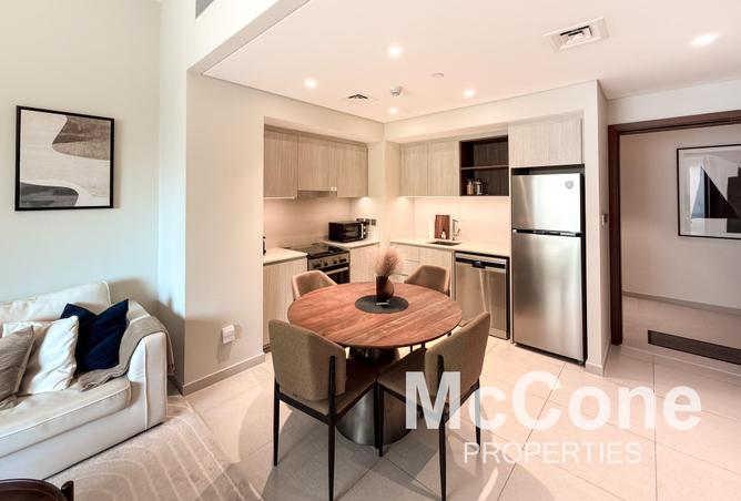 Vacant March | Elegantly Furnished | Private Beach