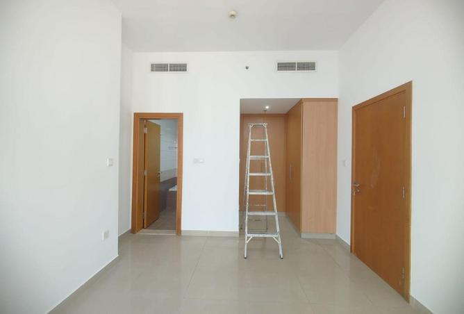 56154457 - Property Main Image