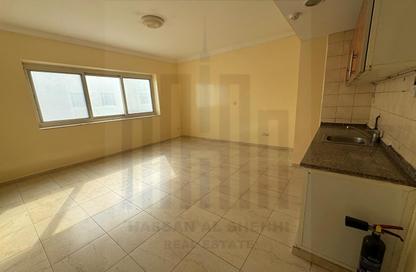 Apartment - Studio - 1 for rent in Muwaileh 29 Building - Muwaileh - Sharjah Apartment - Studio - 1 for rent in Muwaileh 29 Building - Muwaileh - Sharjah