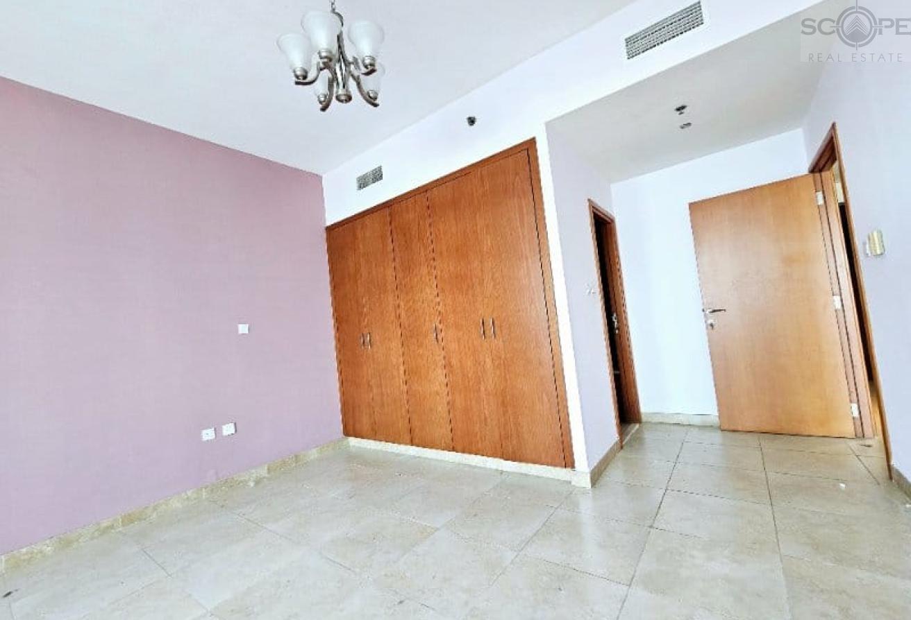 Exclusive | Large | 1 Bed | Ready To Move photo 5