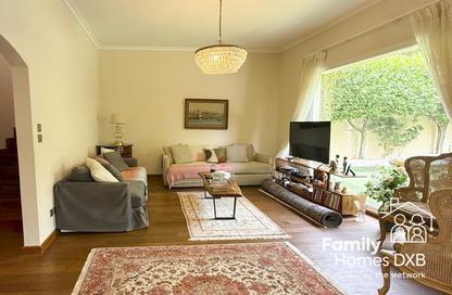 Villa - 3 Bedrooms - 4 Bathrooms for rent in Meadows 9 - Meadows - Dubai
