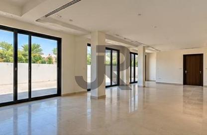 Villa - Studio - 6 for rent in Jumeirah 3 Villas - Jumeirah 3 - Jumeirah - Dubai