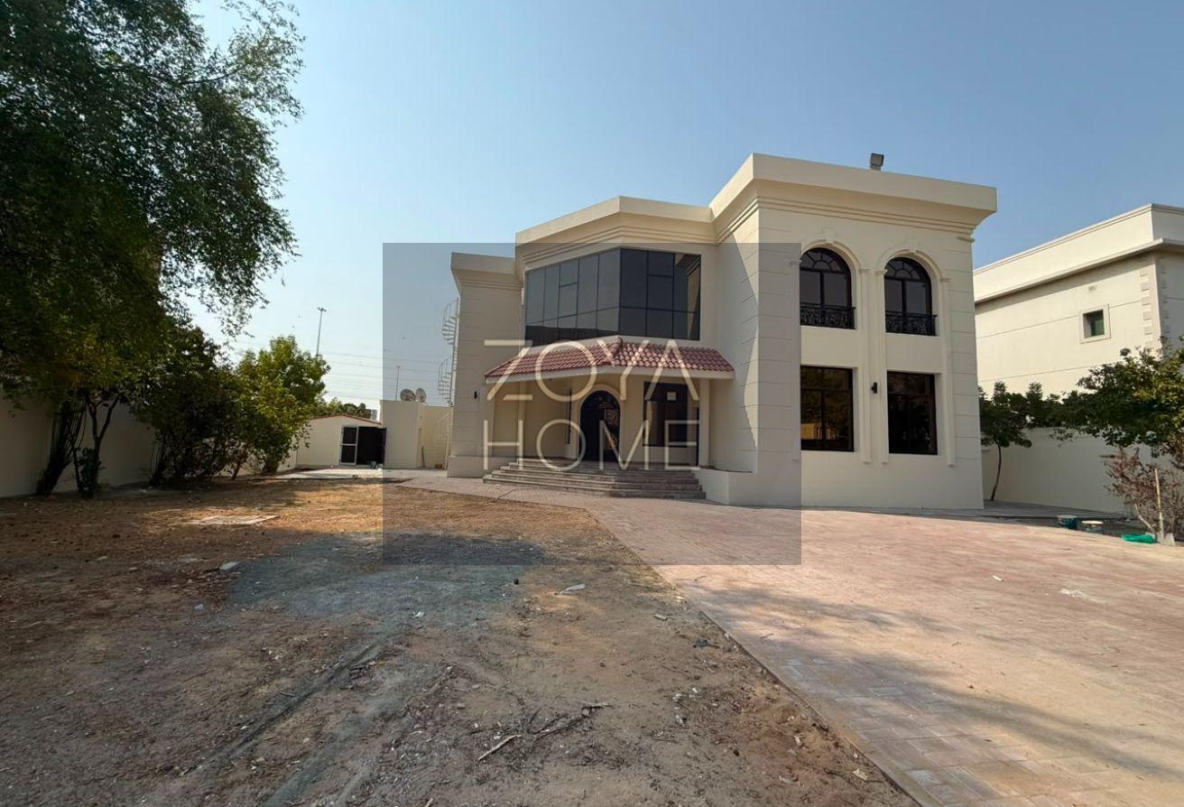 Elegant 4BR Villa | Spacious | Prime Location photo 11