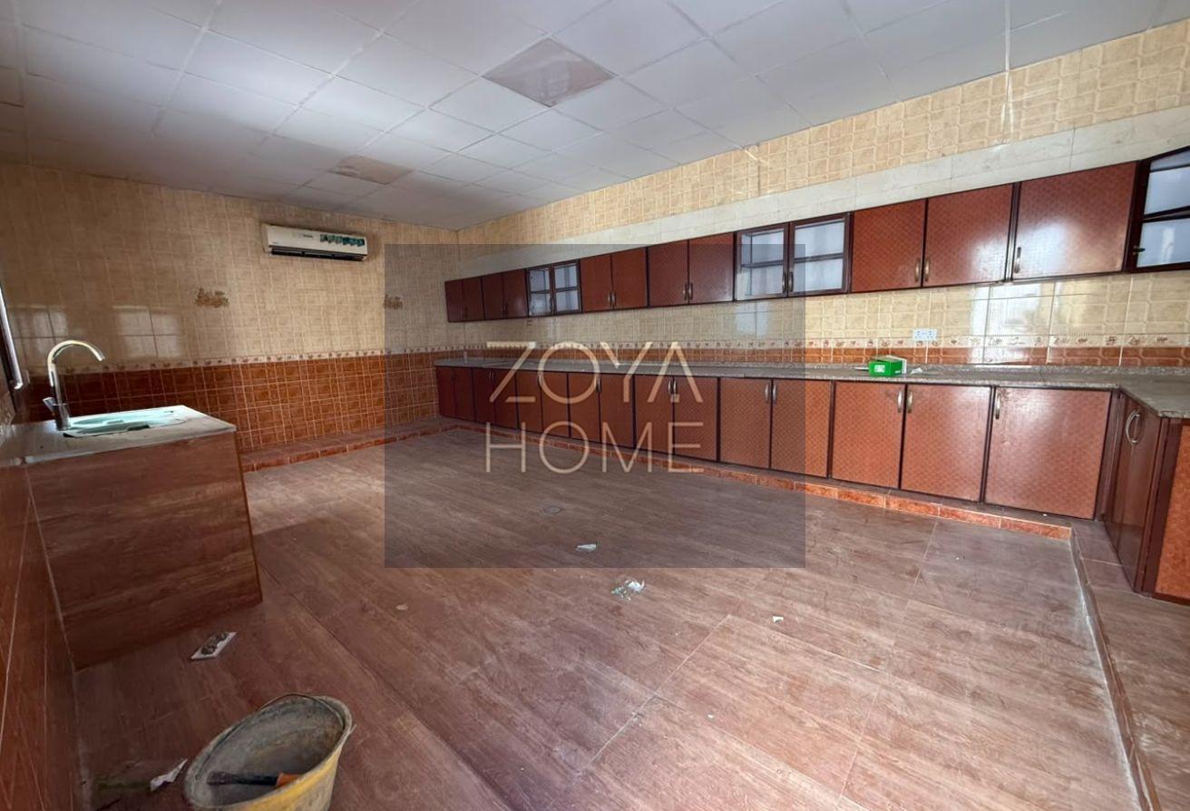 Elegant 4BR Villa | Spacious | Prime Location photo 7