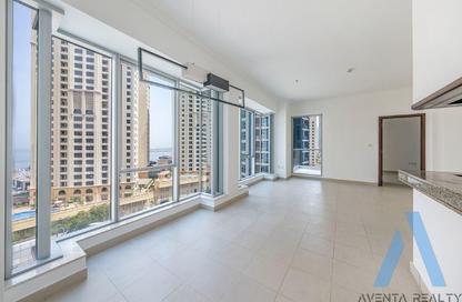 Apartment - 1 Bedroom - 2 Bathrooms for rent in Beauport Tower - Marina Promenade - Dubai Marina - Dubai
