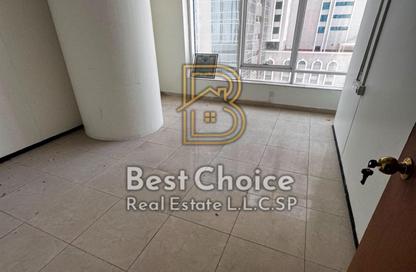 Office Space - Studio - 2 for rent in Al Ferasa Tower - Al Majaz 1 - Al Majaz - Sharjah