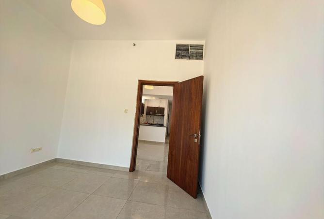 104121449 - Property Image 3