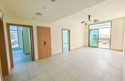 Apartment - 2 Bedrooms - 2 Bathrooms for rent in Al Nasr Central Building - Oud Metha - Bur Dubai - Dubai