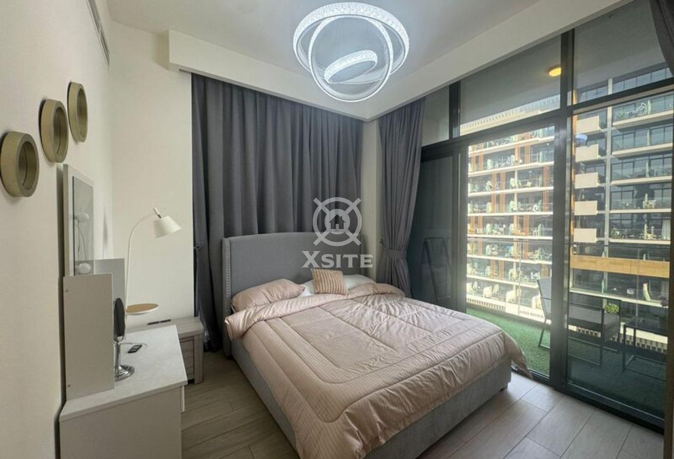 Fully Furnished|Lagoon Facing |Ready to Move photo 6