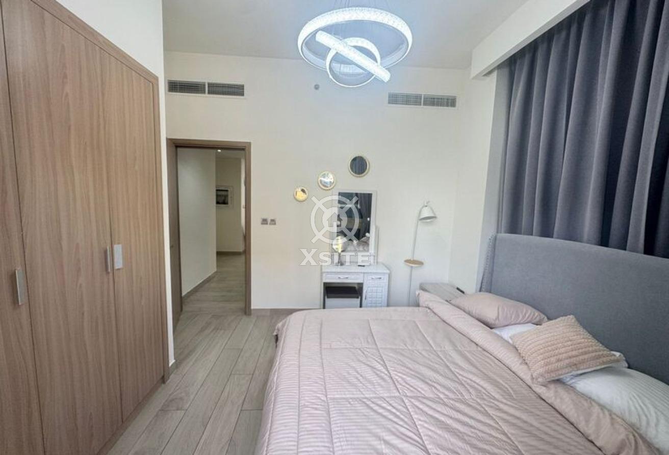 Fully Furnished|Lagoon Facing |Ready to Move photo 7