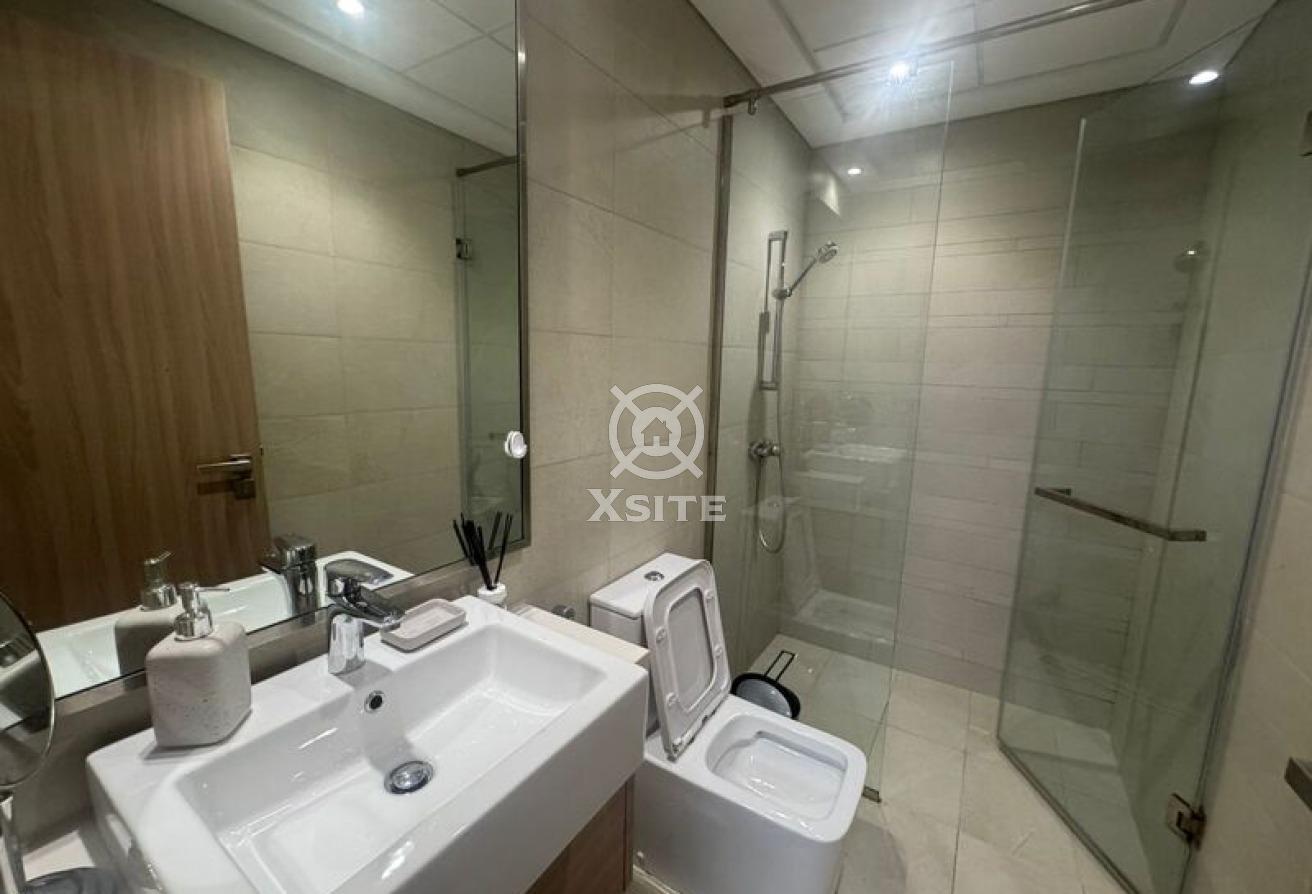 Fully Furnished|Lagoon Facing |Ready to Move photo 15