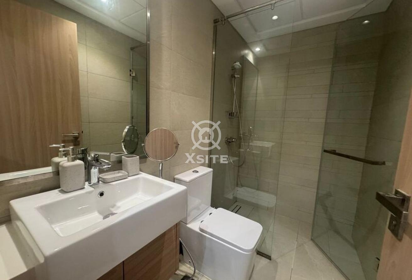 Fully Furnished|Lagoon Facing |Ready to Move photo 16