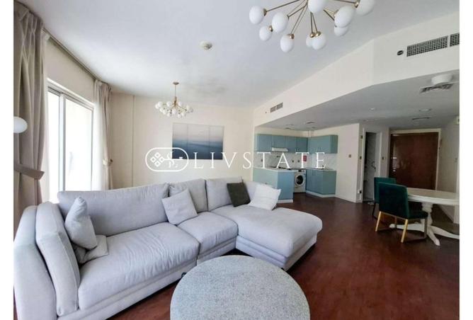 Furnished | Mid Floor |Exclusive |Multiple Cheques photo 3