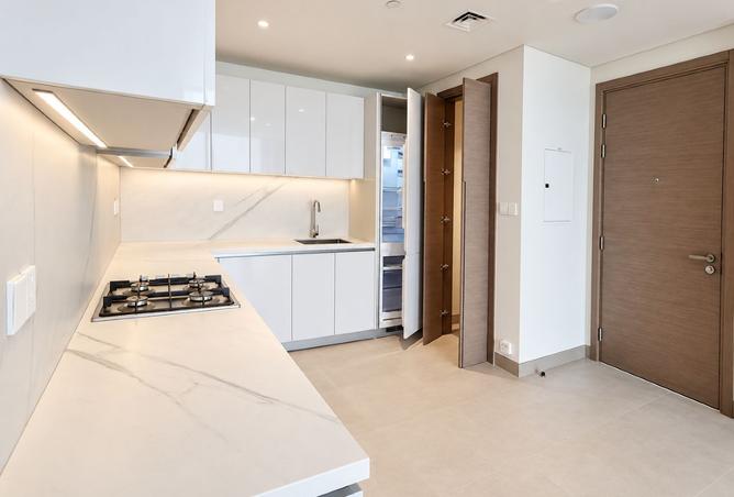 Luxury 1BR | High Floor I Stunning View photo 3