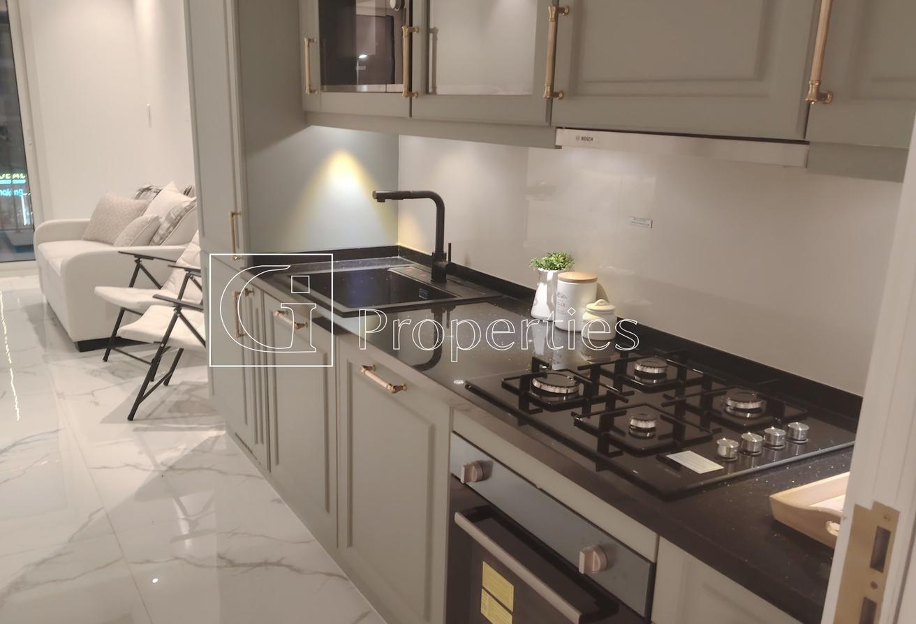 Furnished Studio | Boulevard View | Up to 12 Chqs photo 3