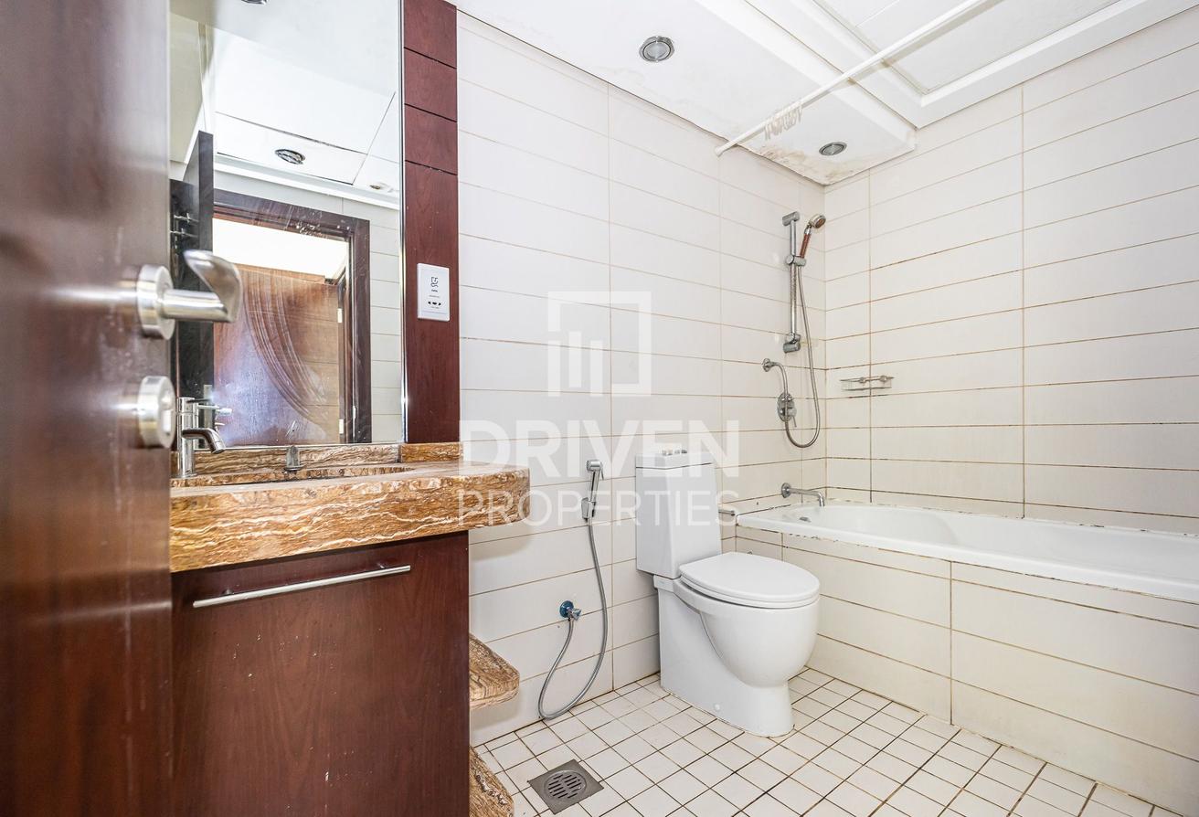 Low Floor | Modern Layout | Ready to Move In photo 9