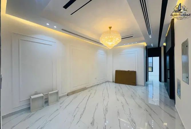 156367662 - Property Image 3