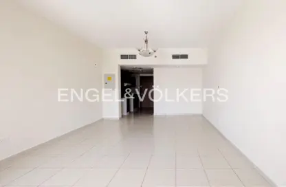 Apartment - 1 Bathroom for rent in Lavender 1 - Emirates Gardens 1 - District 13 - Jumeirah Village Circle - Dubai