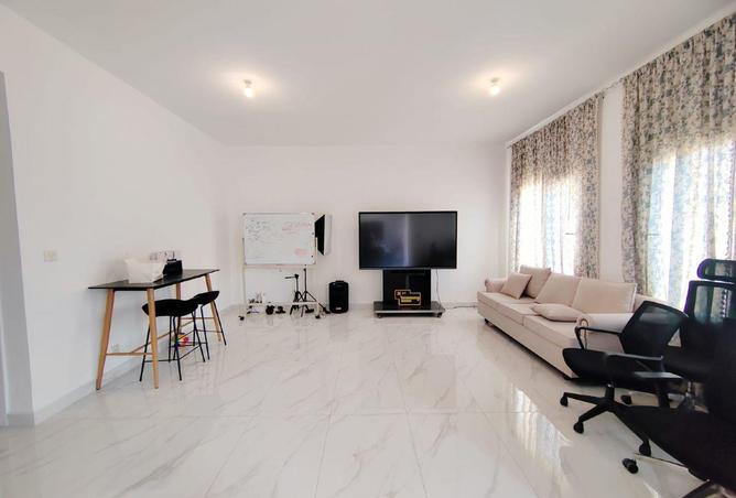 73121933 - الصورة الرئيسية للعقار