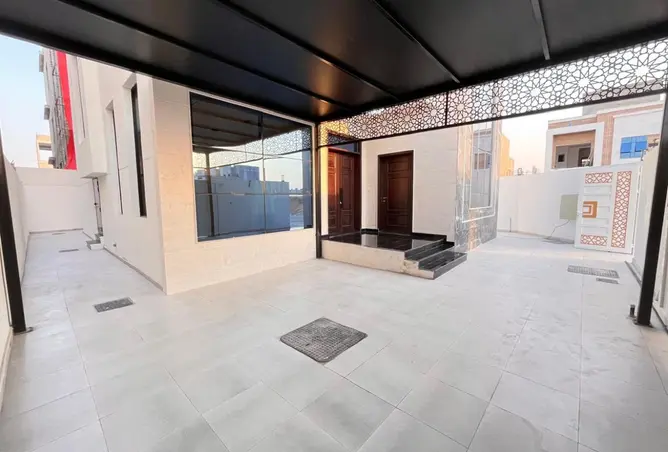 127492307 - Property Image 3