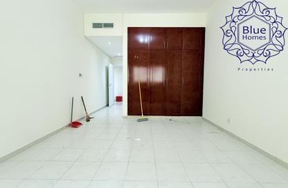 Apartment - 1 - 2 for rent in Emerald Barsha 1 - Al Barsha 1 - Al Barsha - Dubai