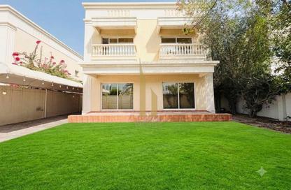 Villa - 5 Bedrooms - 5 Bathrooms for rent in Umm Suqeim 1 Villas - Umm Suqeim 1 - Umm Suqeim - Dubai