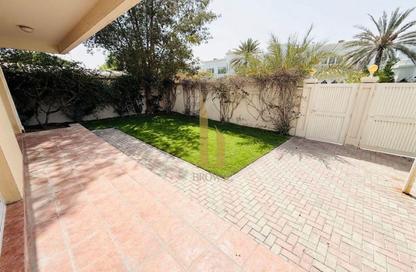 Villa - 5 Bedrooms - 5 Bathrooms for rent in Umm Suqeim 1 Villas - Umm Suqeim 1 - Umm Suqeim - Dubai