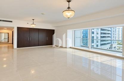 Apartment - 2 - 3 for rent in Emirates Crown - Dubai Marina - Dubai