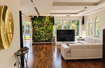 Villa - 4 - 5 for rent in District 4 - Jumeirah Park - Dubai