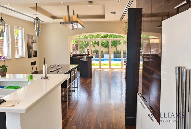 162326195 - Property Image 2