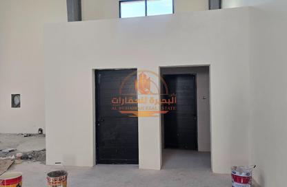 Warehouse - Studio - 1 Bathroom for rent in Umm Al Thuoob - Umm Al Quwain
